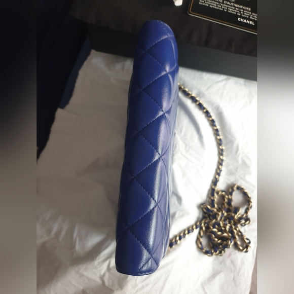 **SOLD** Chanel Woc Blue - Picture 4 of 14